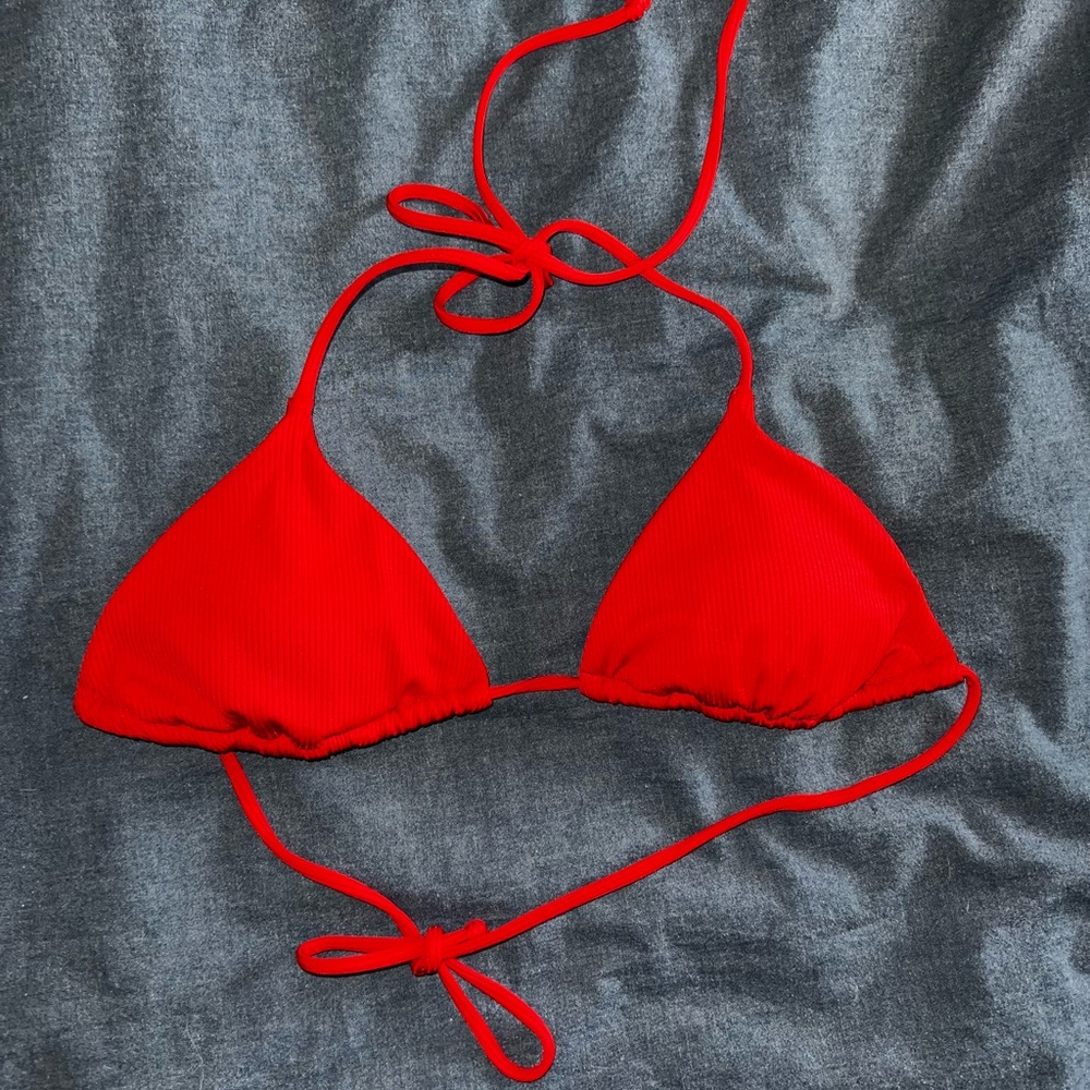 🍒 VICTORIAS SECRET Triangle Bikini Top; Size XS
